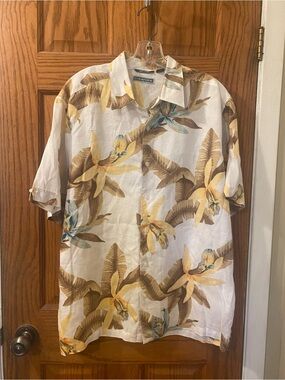 Men’s Cubavera Size L White Linen Hawaiian Shirt Yellow and Brown Floral Accents